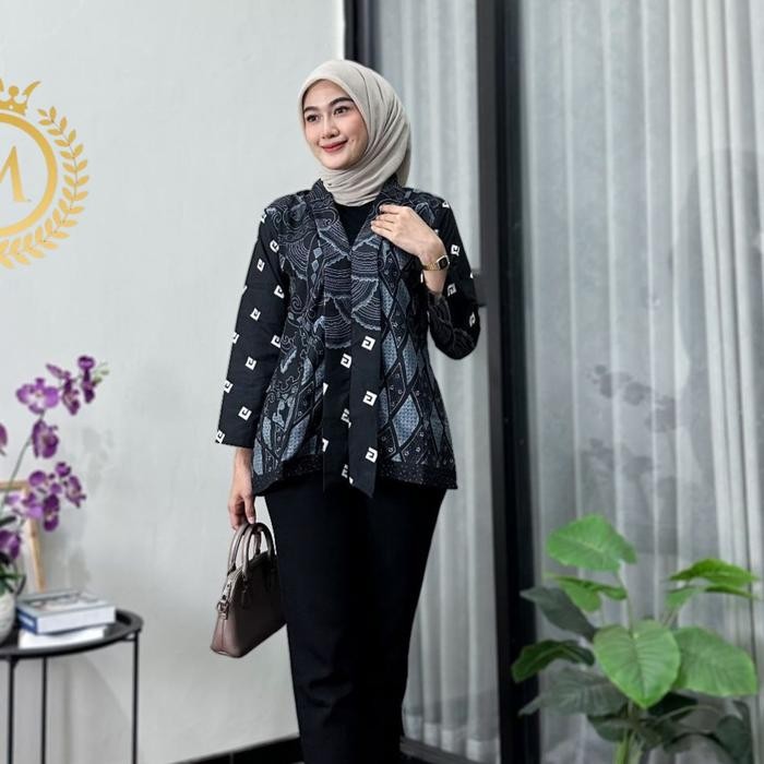 Blouse Batik Wanita Terbaru 2024 Hitam Navy - Koleksi Fashion Elegan - Baju, Panjang Atasan Katun