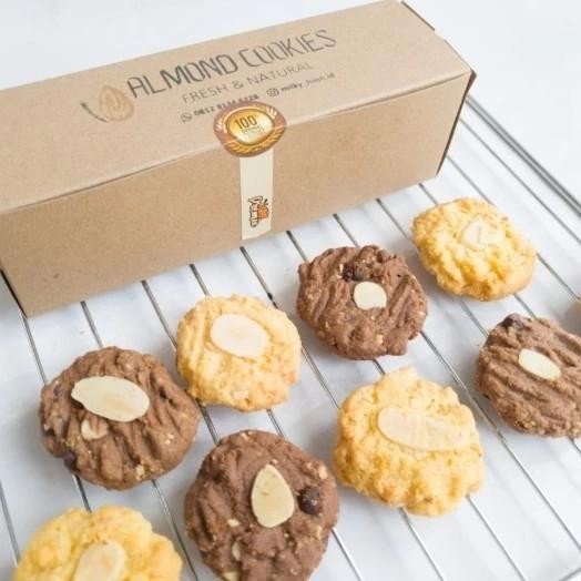 

OR6T Almond Butter Cookies Mix 100Gr Mini Hampers Original Dan Chocochip Food Snack Kering