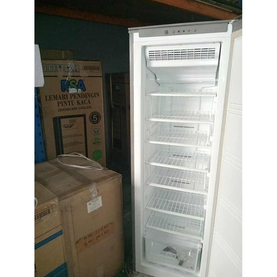 Gea Gf-24 Upright Freezer / Kulkas Es Batu / Freezer Berdiri (T1)