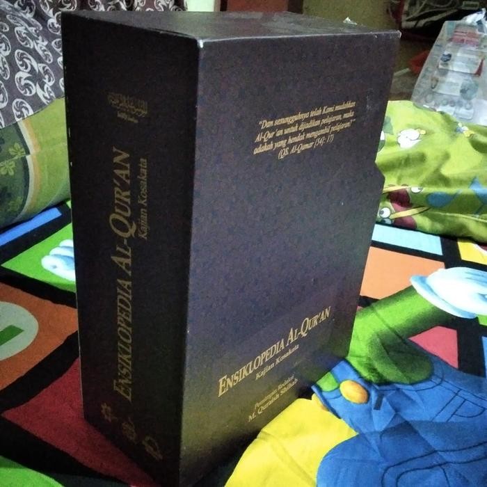 

TERMURAH ensiklopedia Alquran 3 buku lengkap + box READY STOCK