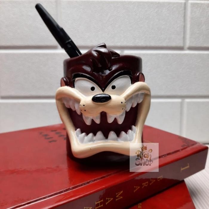 

Tempat Pensil Meja Tazmania Desk Set Pen Holder