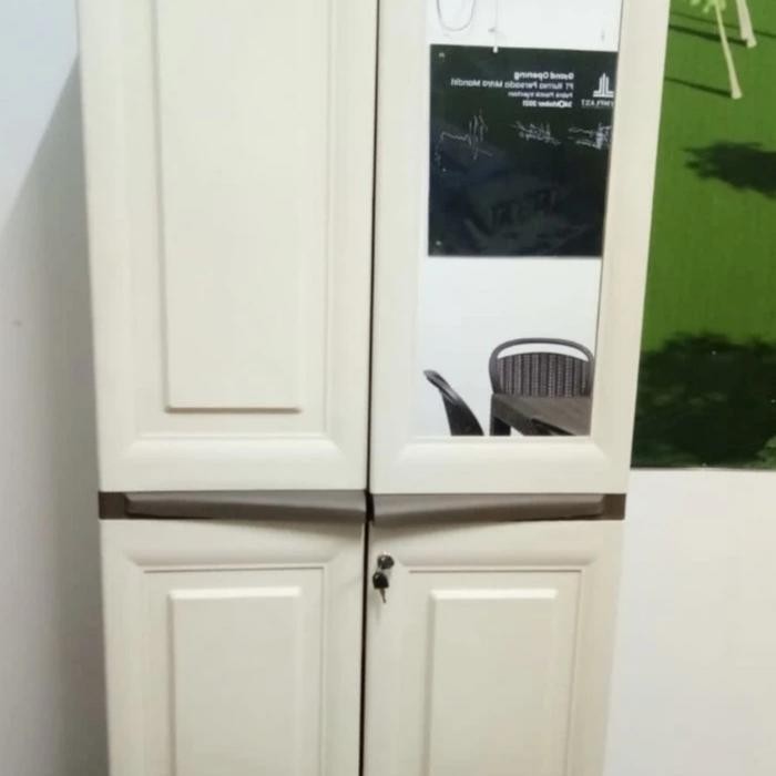 Lemari Olymplast Omc Egc