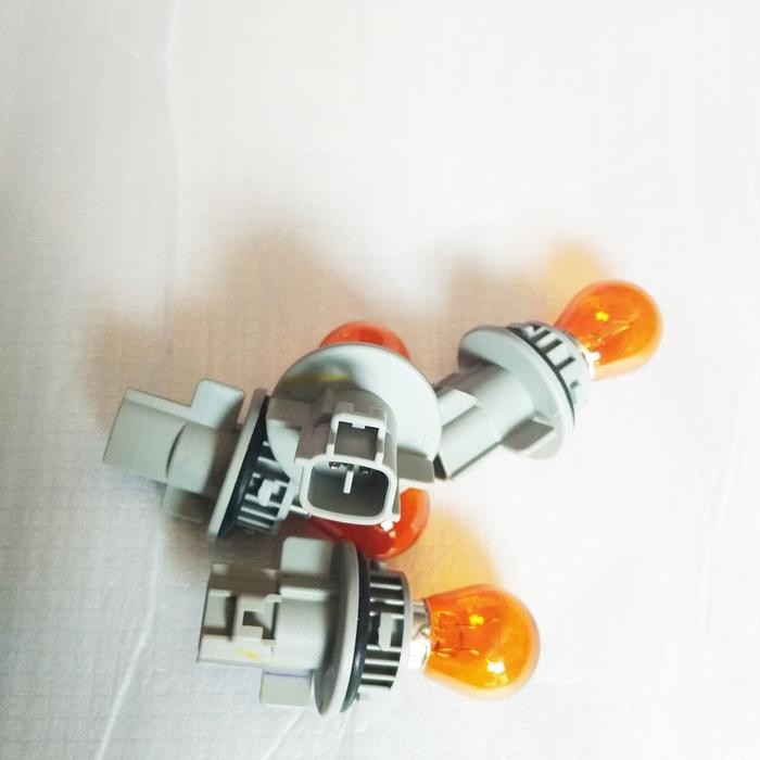 Lampu Sein Depan Dan Rumah Lampu Tuk Suzuki Ertiga Ori Lelangan