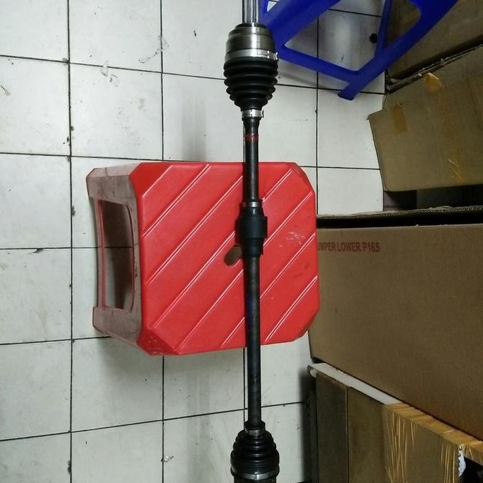 Stok Terbatas As Roda-Drive Shaft Mirage Manual Kanan. Baru