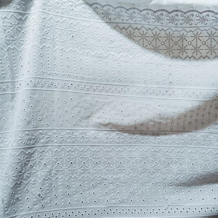 

KAIN KATUN BORDIR PUTIH EMBROIDERY KODE 698