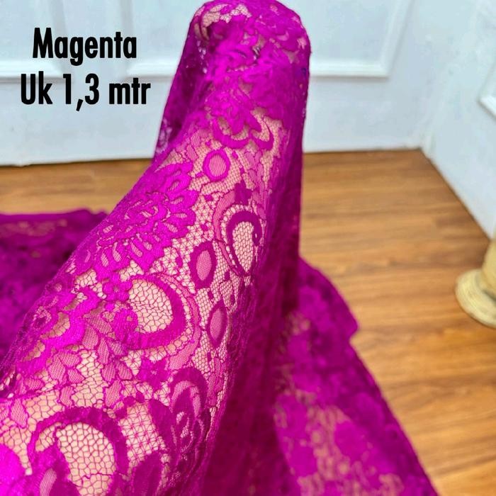 

KAIN METALIK GLOSSY 1,3MTR DOUBLE PINGGIRAN - MODEL TERBARU-0047 KODE 552