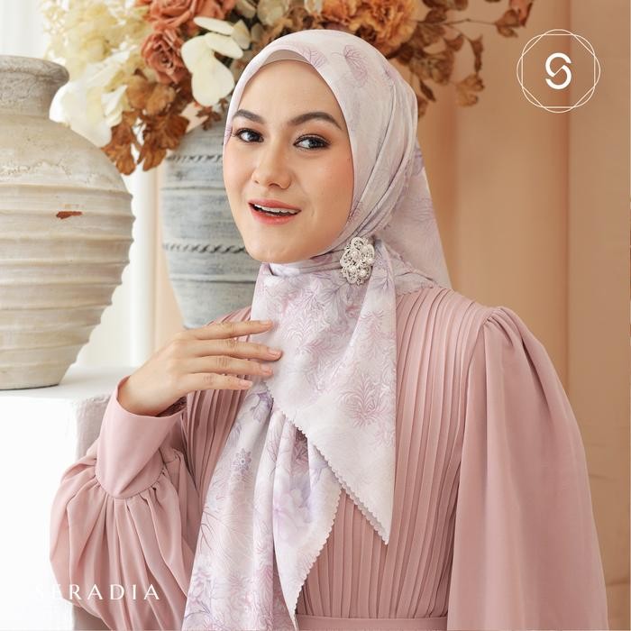 (Allthebest) Seradia Hijab Segi Empat Harina