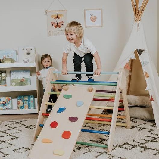 Rrady  Sewa Brakiasi Pikler Triangle