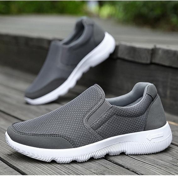 Saint Barkley - Sepatu Import Pria Slip On Sneakers Premium Tanpa Tali