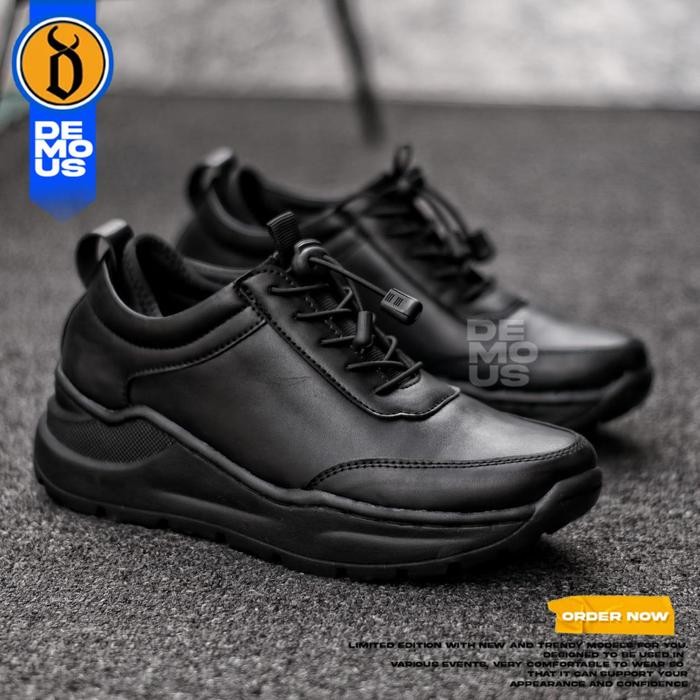 DEMOUS - Sepatu Sneakers Formal Pria Ukuran 39-45 Casual Hitam Kerja Shoes Merah
