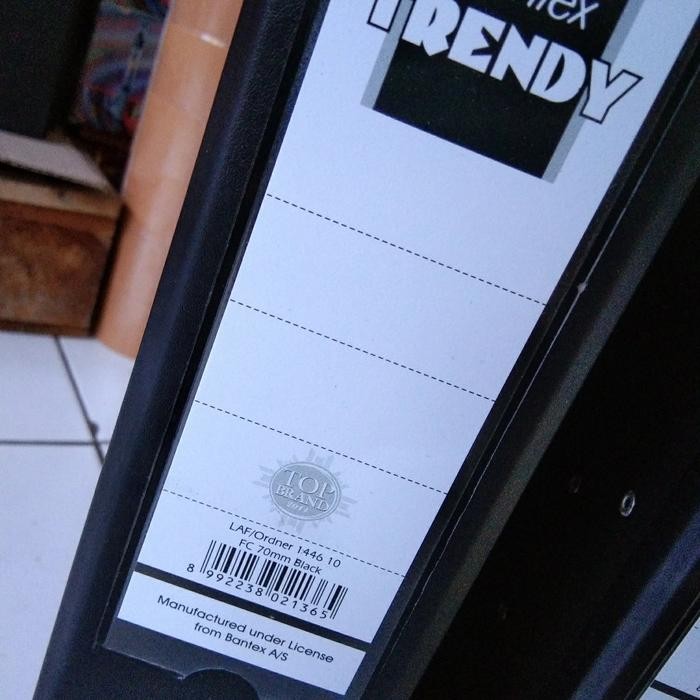 

Ordner Bantex Trendy 1446 Folio Hitam 70 Mm