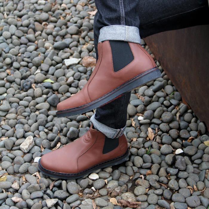 BRADLEYS FOOTWEAR - SEPATU CHEALSEA BOOT SIMPLE PRIA KULIT ELAGOS BROW