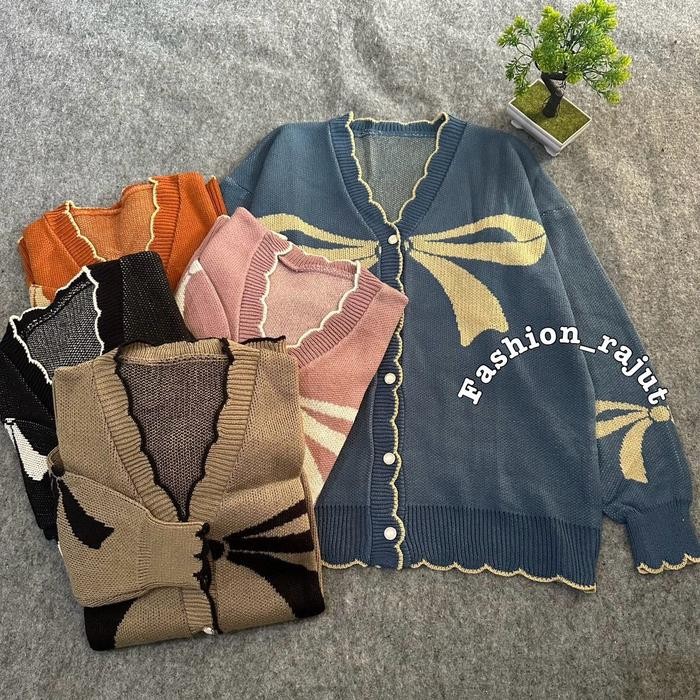 Yolanda Cardigan Rajut Oversize Wanita *