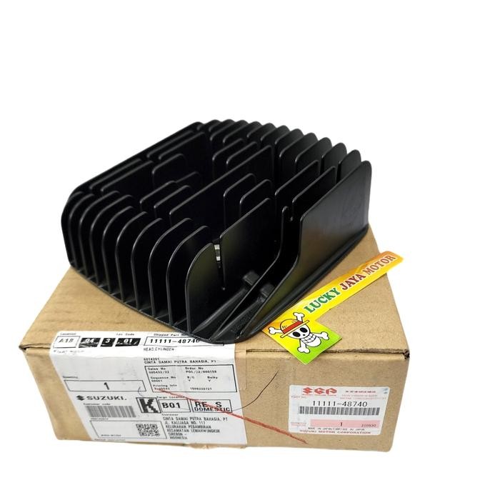 CYLINDER BLOK HEAD TS 125 SUZUKI TS125 11111-48740 ORIGINAL