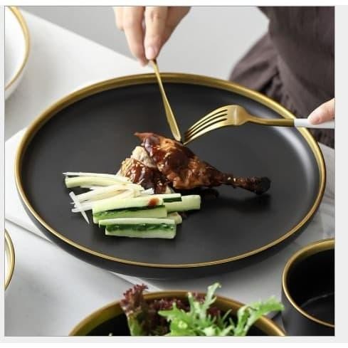 Piring Makan Keramik List Gold