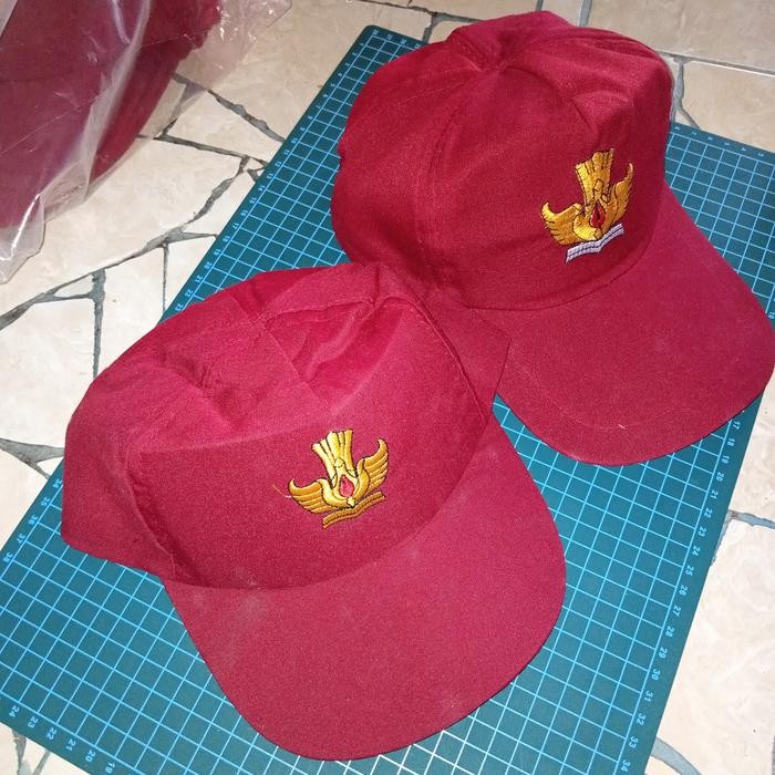 (Allthebest) Topi SD full merah bordir perekat