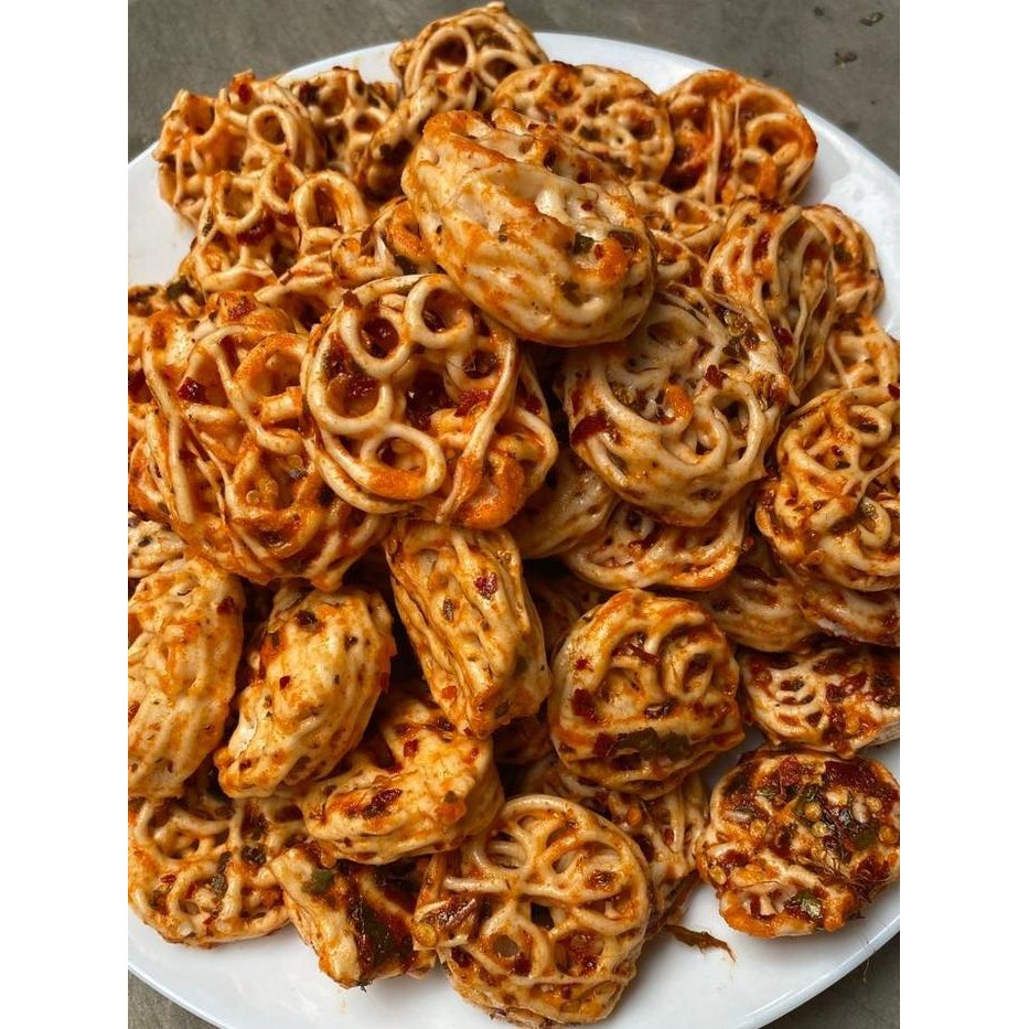 

Sale!! Seblak Kerupuk Rafael Virall 1Kg Pedas Bawang Food Snack Kering Cemilan