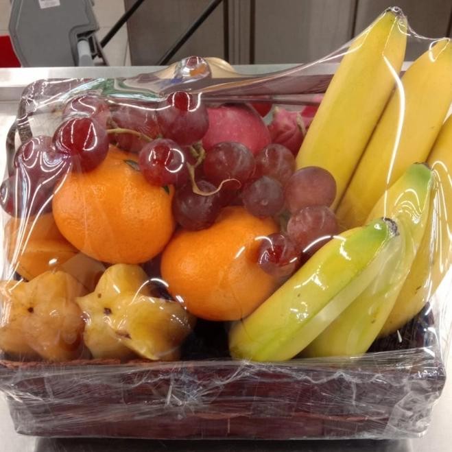 

parsel / parcel / hampers buah segar murah cilegon free kartu ucapan