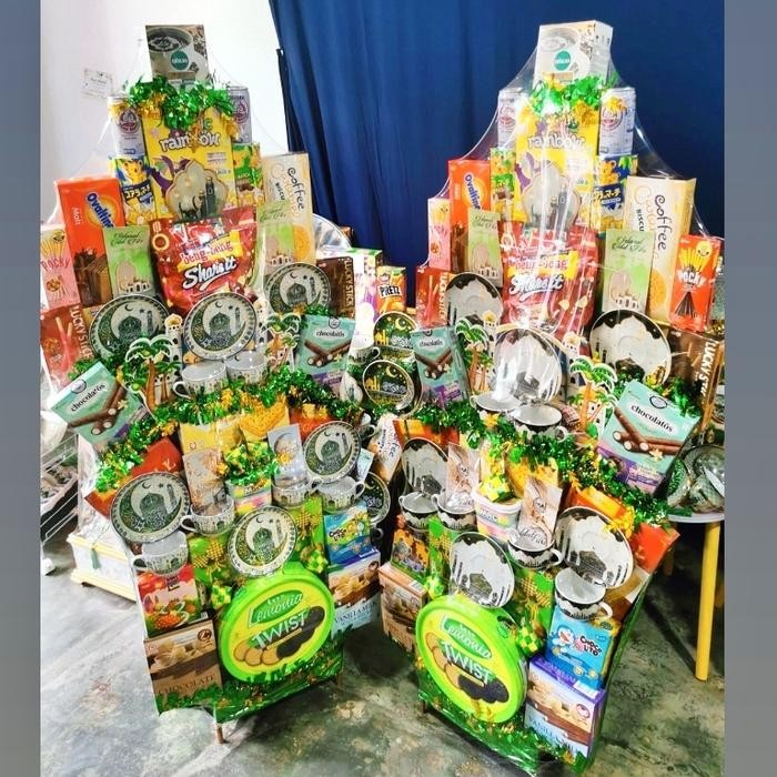 

Parcel Snacks Sirup Lebaran IdulFitri Parsel Jumbo Set Premium Hampers