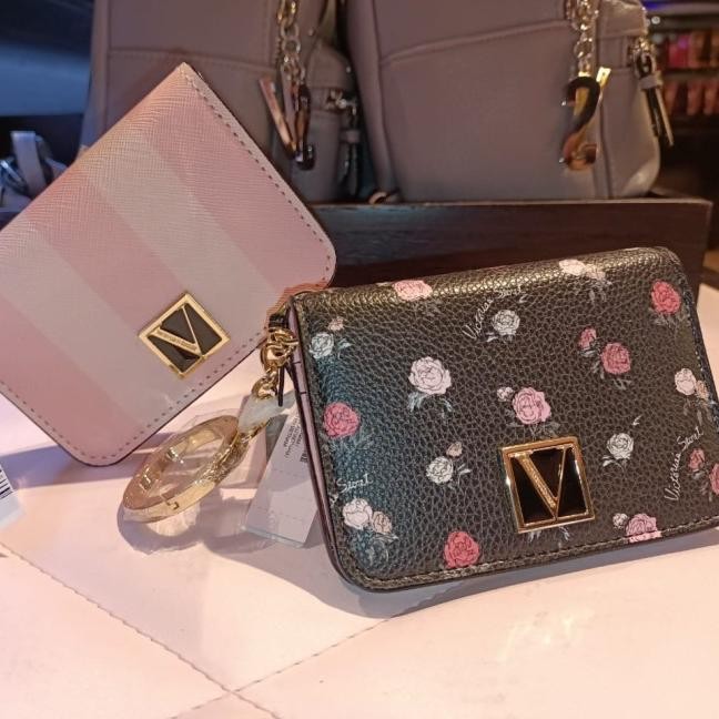 Credit Card Holder Victoria's Secret