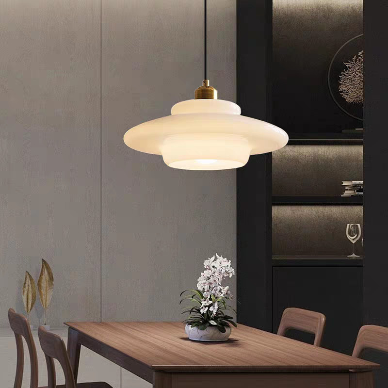 Lampu Gantung Kaca Putih Krem Nordic Pencahayaan LED Modern Ruang Makan Kreatif Bar Kamar Tidur Tera