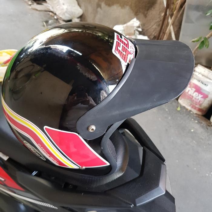 pet helm jadul classic
