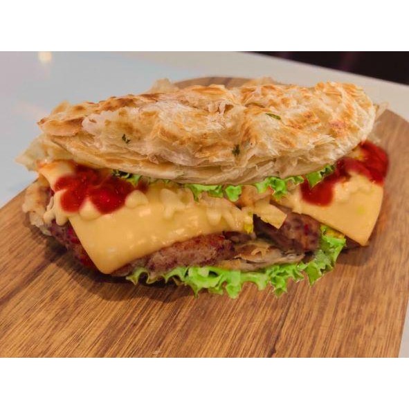 

Baru Beef Cheeseburger Sandwich Siap Santap