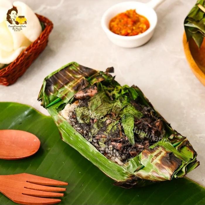 

Baru Nasi Bakar Pisang Goreng Bu Nanik - Nasi Bakar & Cemilan Tradisional