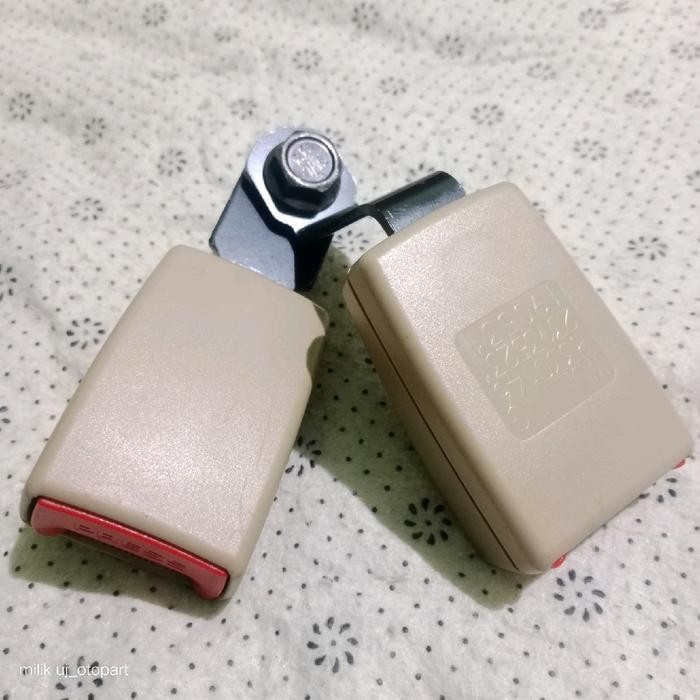 STIK TANGKAI SEAT BELT SEATBELT LOCK KUNCI INNOVA AVANZA XENIA RUSH TERIOS MOBIL WULING UNIVERSAL