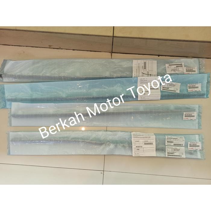 Pelipit Karet Kaca Luar Avanza Xenia 2016 2017 2018 2020 Original