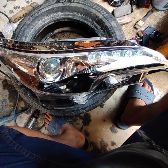 Headlamp Fortuner Vrz Second