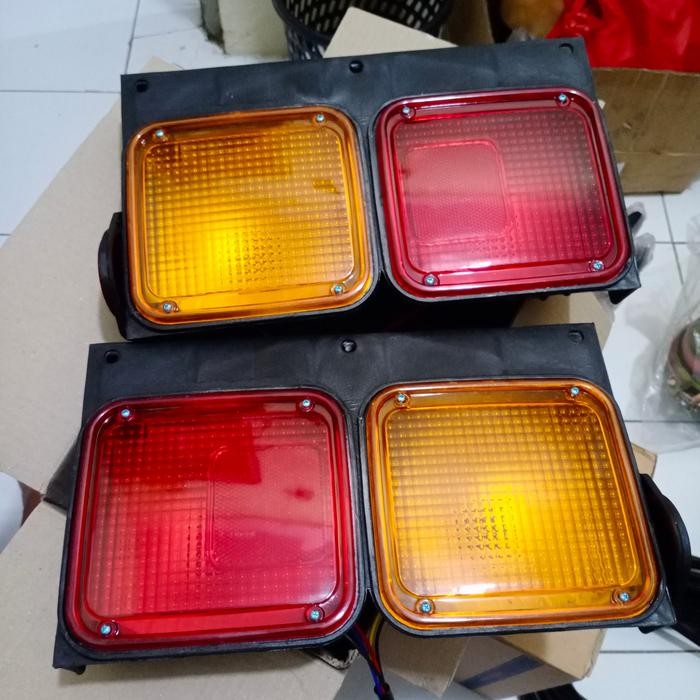Lampu Stop Fuso Stop Buntut Variasi