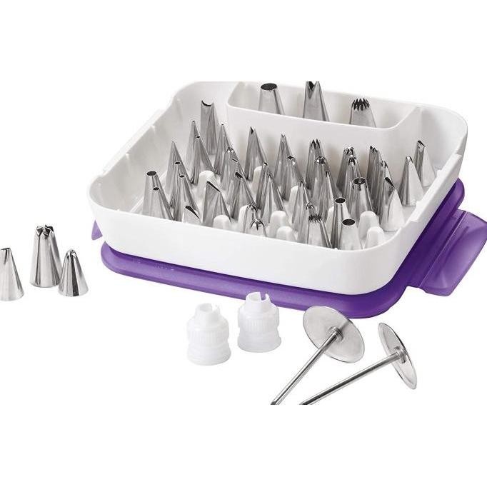 Wilton Master Decorating Tip Set 55Pcs, Spuit Wilton Master Tip Set