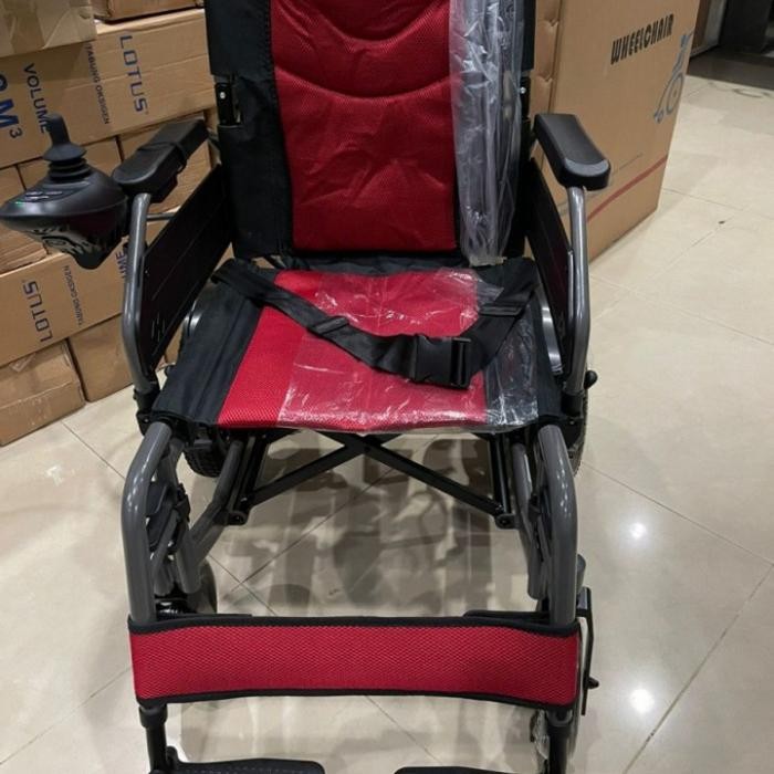 Kursi roda Elektrik Traveling Bisa Dilipat