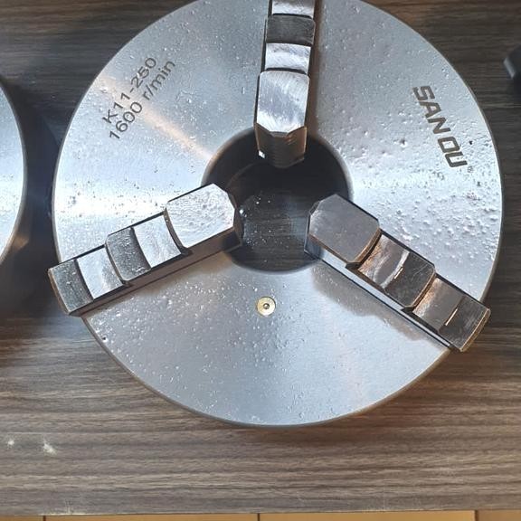 Murah Chuck Bubut 10Inchi 3Jaw Clow Bubut 10In Catok Kepala Bubut 10Inchi Terlariss 