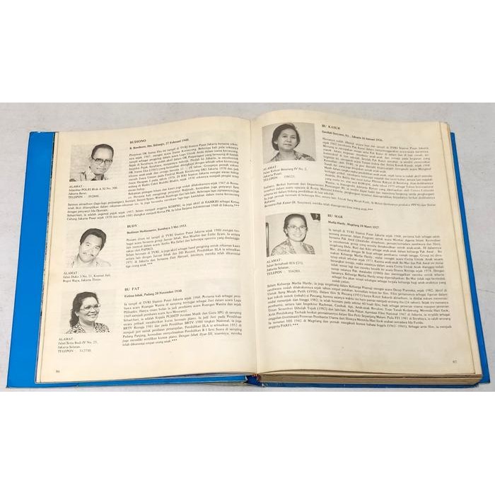 Buku Artis Dan Pengisi Siaran Tvri ( Direkotorat Televisi Deppen Ri, 1982 ) _ C1