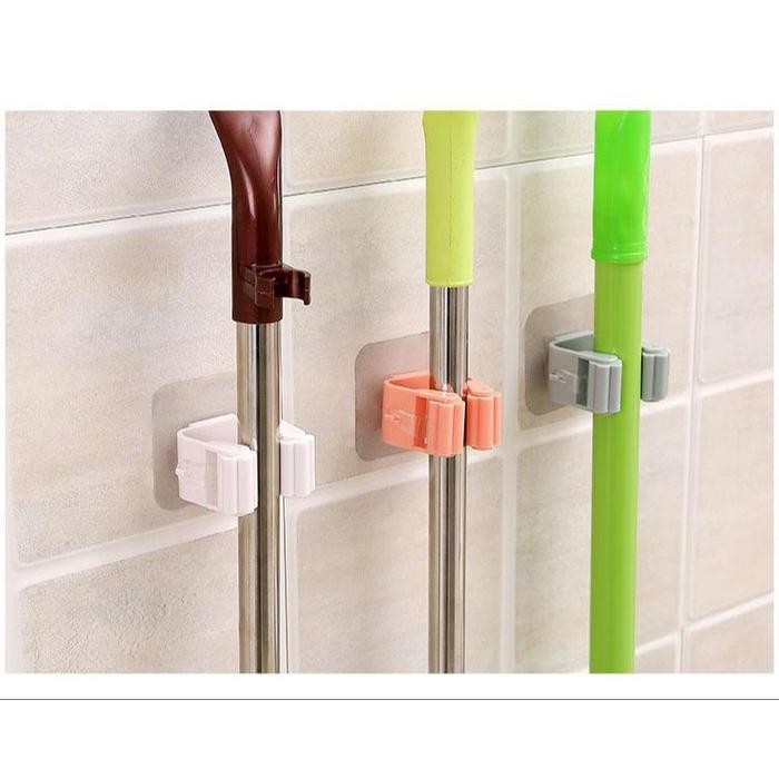 TM Mop Holder Bathroom Wall Sticker Penjepit Peralatan Pel Lantai Sapu Rumah Kamar Cod R076