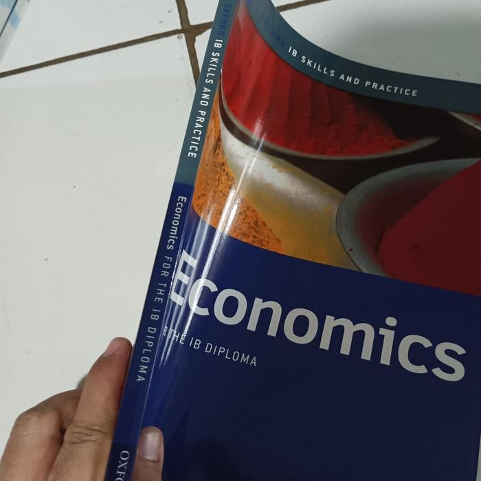 Khusus Gosend Buku Economics For The Ib Diploma New