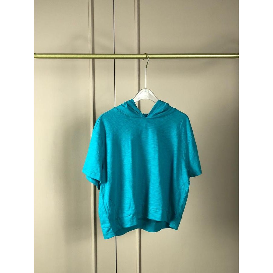 [Minne] Atasan Olahraga Crop Wanita Lengan Pendek Dengan Hoodie