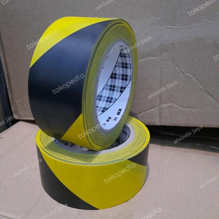 

Stok Baru KM88 Floor Marking Tape .Zebra Yellow Black.2in x 33m