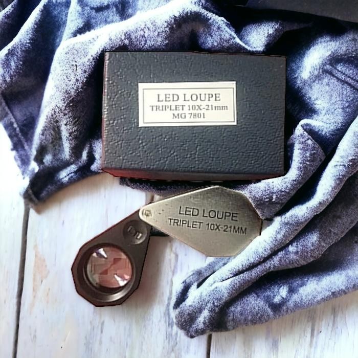 

------] LED Loupe Triplet 10X-21mm MG 7801 - Kaca Pembesar Profesional dengan Lampu LED