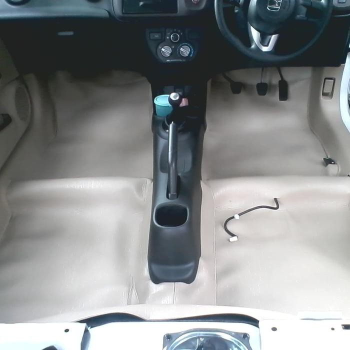 Karpet dasar mobil calya/sigra