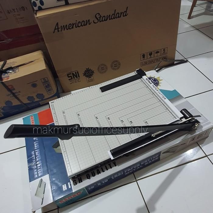 

Pemotong Kertas Paper Cutter A3 Kenko 18X15 Inch