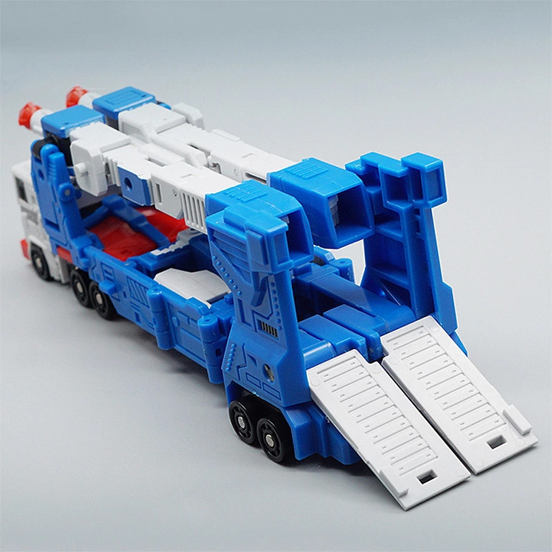 Ultra Magnus Transformation UM City OP Commander MFT MF-48 MF48 Mini Action FIgure Robot Deformed
