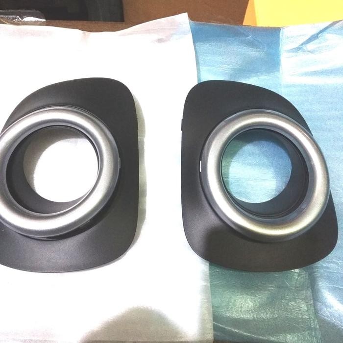 Cover Foglamp Pajero Sport 2009-2013