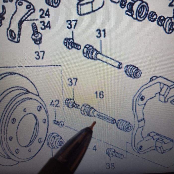 Baut Kaliper Rem Belakang Honda City/Jazz