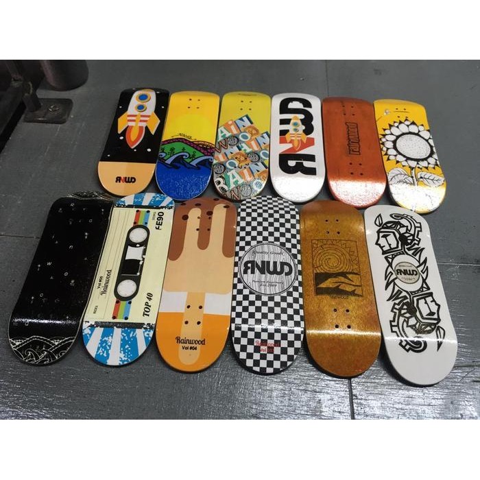 Rainwood Fingerboard Premium Deck Only