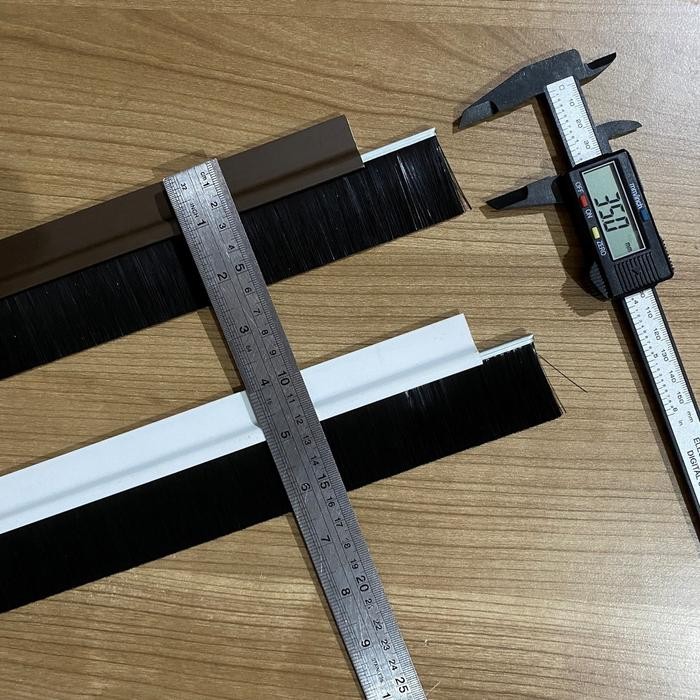 Door Seal Bulu Penutup Celah Pintu Door Seal Pintu Long Brush 35 Mm