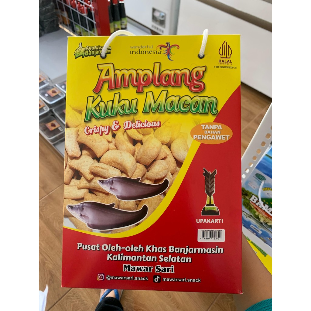 

MAWAR SARI AMPLANG KUKU MACAN KOTAK BESAR