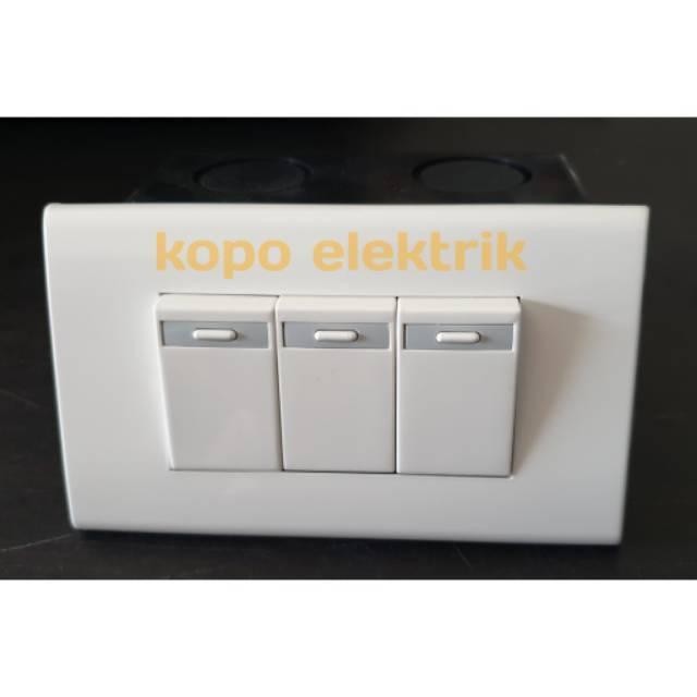 (Expert) Saklar Triple Panasonic Model Panjang Tanam Set + Inbow Dus